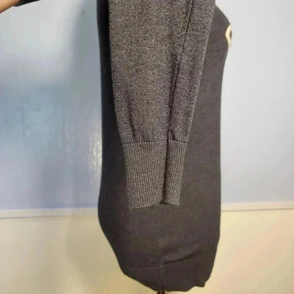 Old Navy "Believe in Love" Lightweight Pullover Sweater (XS) - Picture 5 of 9